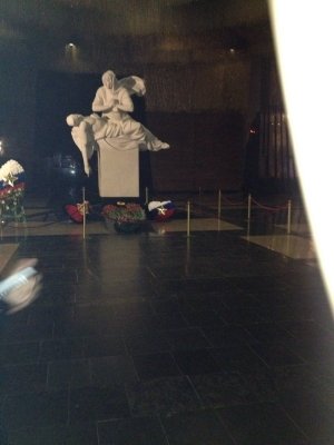 Средняя общеобразовательная школа №216                             Россия ,                                                                            Москва
                            ,