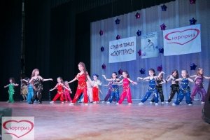 Средняя общеобразовательная школа №88                             Россия ,                                                                            Уфа
                            ,