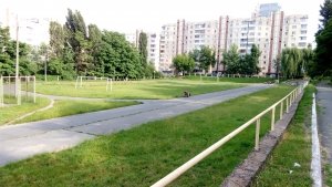 Спеціалізована школа №271 з поглибленим вивченням інформаційних технологій                             Украина ,                                                                            Киев
                            ,                        