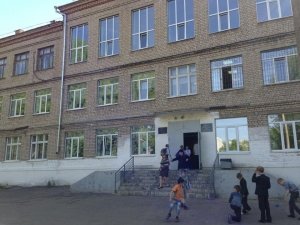 Средняя общеобразовательная школа №38                             Россия ,                                                                            Кострома
                            ,                        