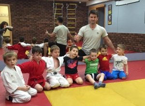 Генерик                             Россия ,                                                                            Москва
                            ,                        