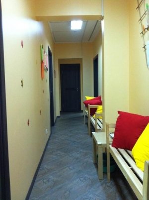 Уголок                             Россия ,                                                                            Москва
                            ,                        