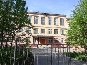 Гимназия №5                             Россия ,                                                                            Мурманск
                            ,                        