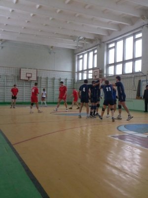 Средняя общеобразовательная школа №12                             Россия ,                                                                            Петрозаводск
                            ,                        