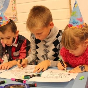English Baby Club                             Россия ,                                                                            Азов
                            ,                        