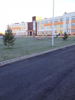 Средняя общеобразовательная школа №2                             Россия ,                                                                            Альметьевск
                            ,                        