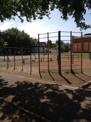 Средняя общеобразовательная школа №13                             Россия ,                                                                            Альметьевск
                            ,                        