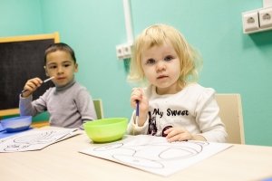 Пчёлка Майя                             Россия ,                                                                            Санкт-Петербург
                            ,                        