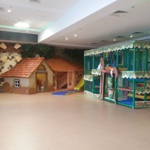 Таврик-LAND                             Россия ,                                                                            Санкт-Петербург
                            ,                        