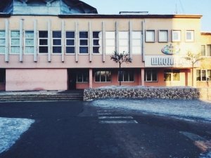 Средняя общеобразовательная школа №49                             Россия ,                                                                            Улан-Удэ
                            ,                        