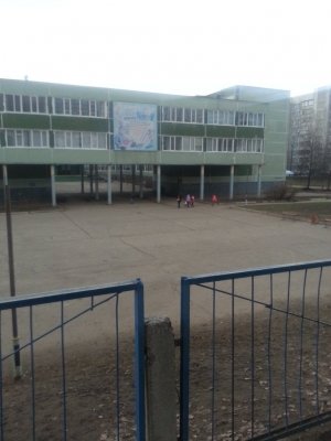 Средняя общеобразовательная школа №74                             Россия ,                                                                            Ульяновск
                            ,                        