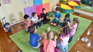 Клевер                             Россия ,                                                                            Якутск
                            ,                        