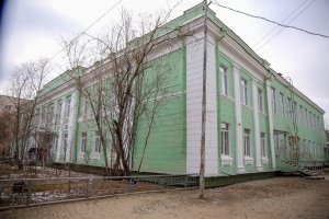 Средняя общеобразовательная школа №9 им. М.И. Кершенгольца                             Россия ,                                                                            Якутск
                            ,                        