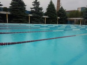 Бассейн                             Украина ,                                                                            Днепропетровск (Днепр)
                            ,                        