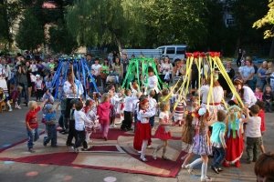 Гнездо ласточки                             Украина ,                                                                            Днепропетровск (Днепр)
                            ,                        