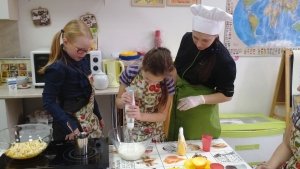 Дарина                             Россия ,                                                                            Екатеринбург
                            ,                        