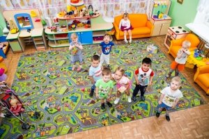 Детство                             Россия ,                                                                            Екатеринбург
                            ,                        