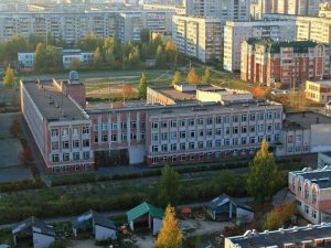 Средняя общеобразовательная школа №3                             Россия ,                                                                            Йошкар-Ола
                            ,                        