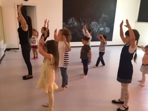 Нянюшка                             Россия ,                                                                            Пятигорск
                            ,                        