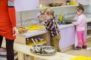 Золотые бусины                             Россия ,                                                                            Казань
                            ,                        